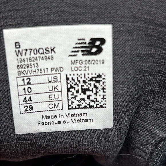 Woman’s New Balance Fresh Foam running sneaker W770QSK size 12 - Picture 7 of 12